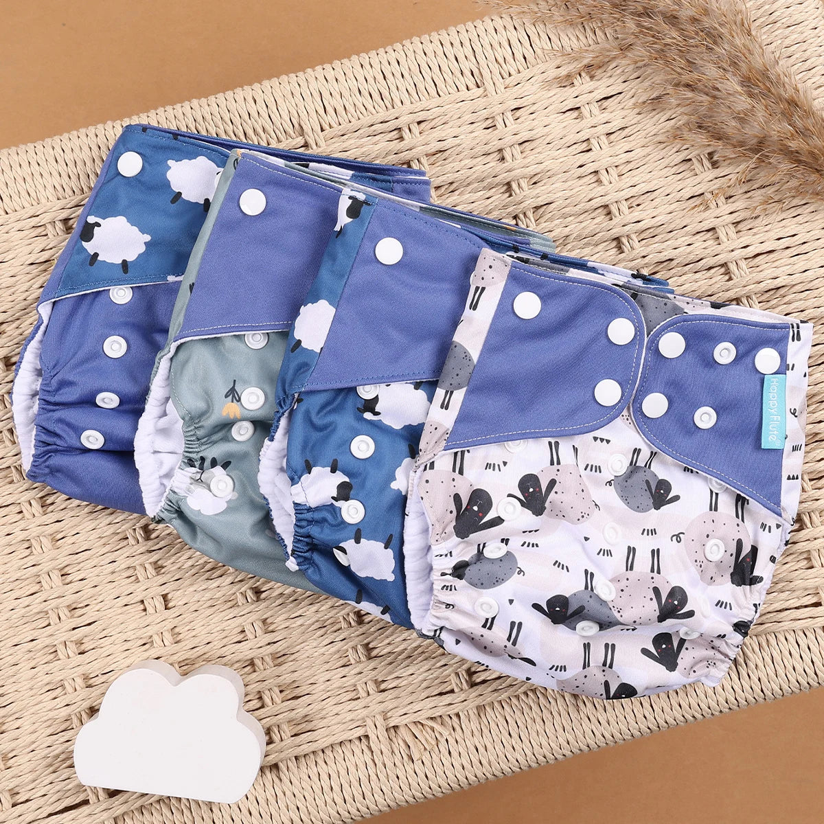 4Pcs/Set Eco-Friendly Cloth Diaper Ecological Reusable Baby Diapers