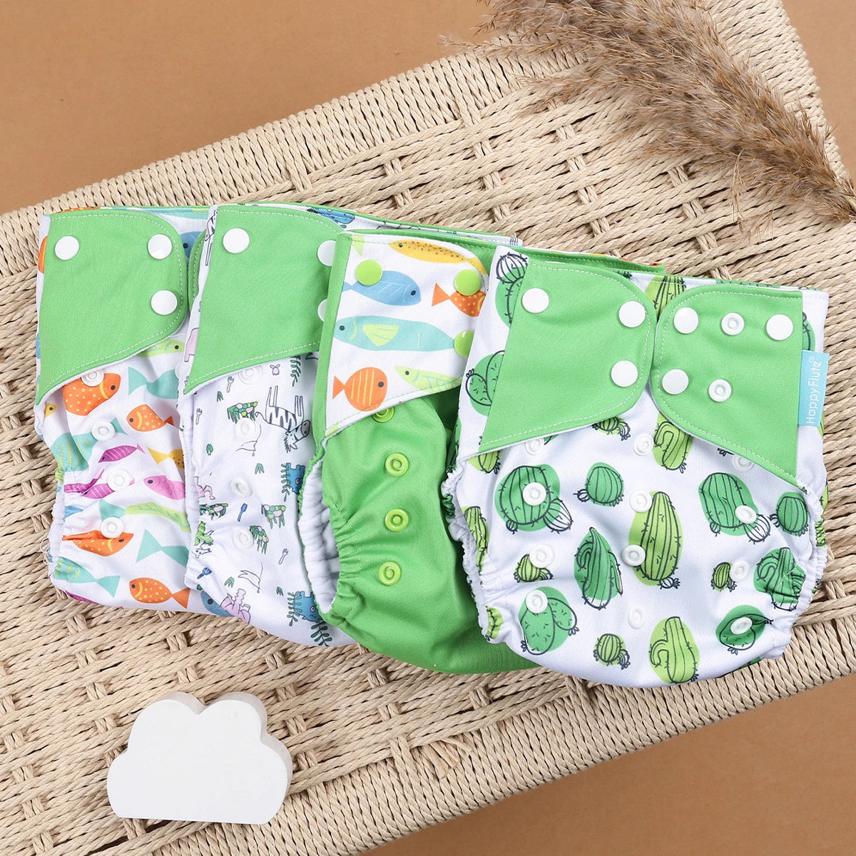 4Pcs/Set Eco-Friendly Cloth Diaper Ecological Reusable Baby Diapers